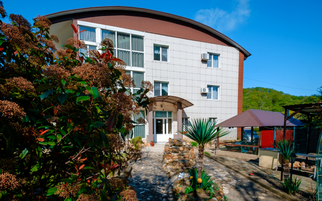 Elladen Guest House
