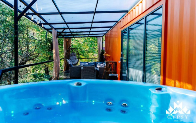 Hotel Gipsy Village