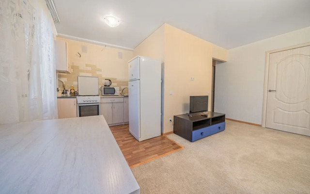 Na Ulitse Podvodnika Kuzymina, 38 Flat
