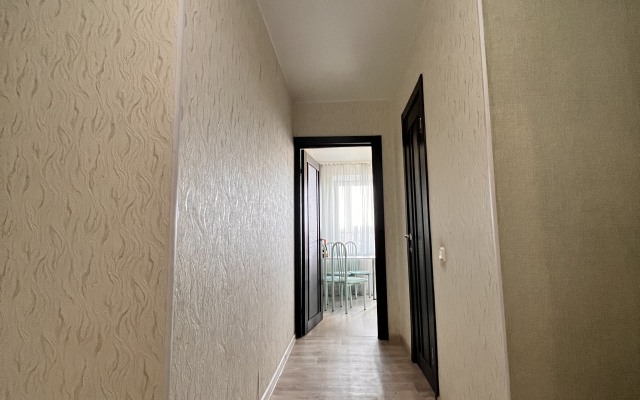 1kv South Port Shopping center Favorite of Demyan Bedny 92 Apartments