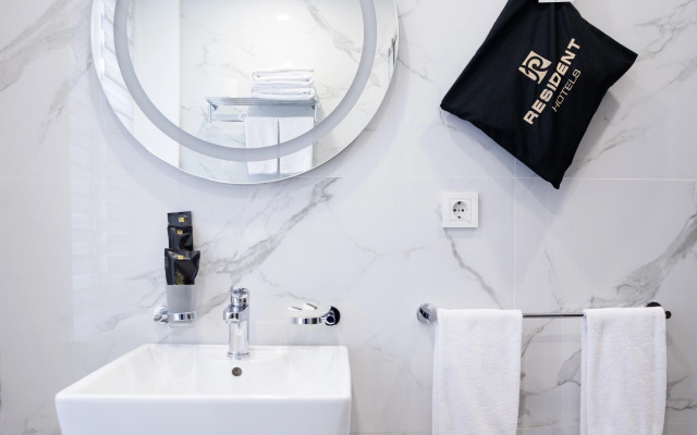 Resident Hotel Kazybek Bi