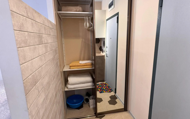 U morya s balkonom Sochi pos. Dagomys Apartments