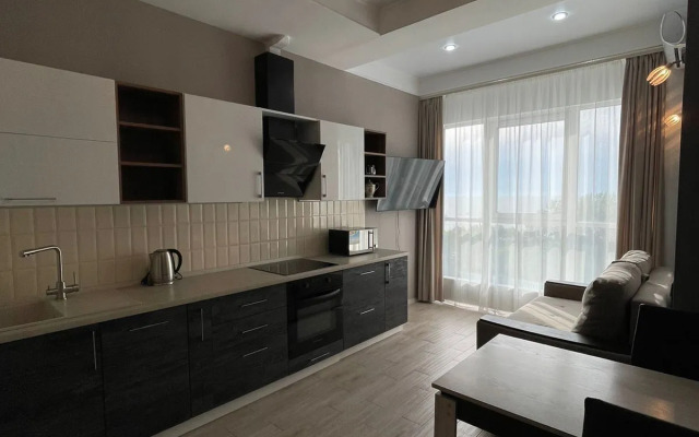 164 Na Krymskoy 89 Apartments