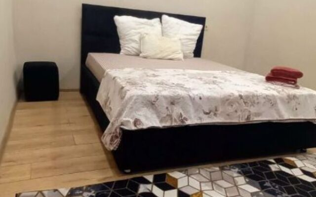 Na Prospekte Kirova 53 Apartments
