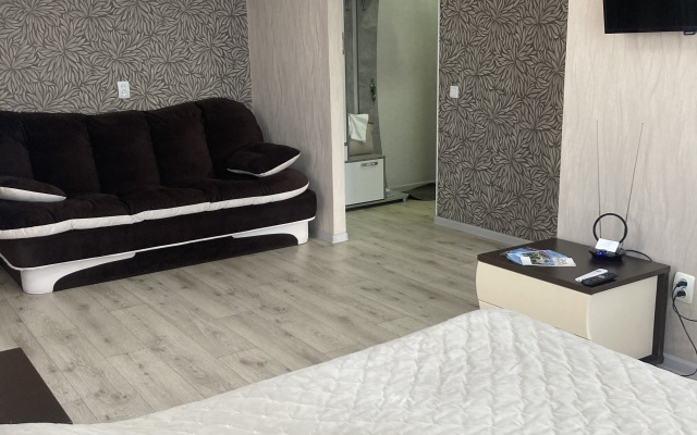 Na Ploschadi Lenina Apartments