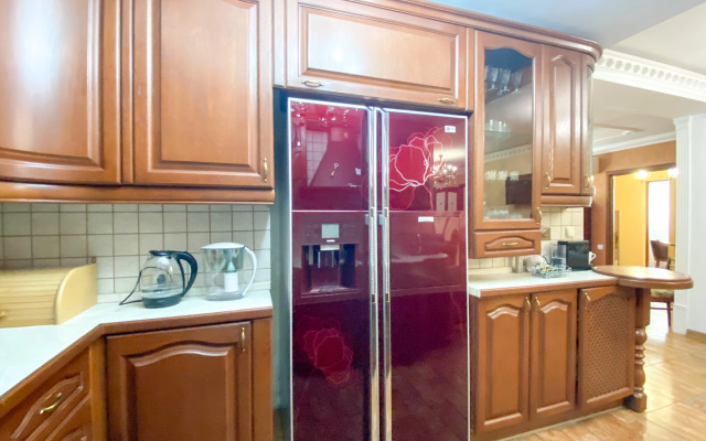 Admiralskaya V Tsentre Sevastopolya Flat
