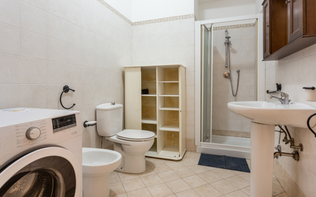 Gloden House Apartments