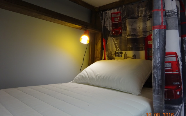 Atlas Hostel