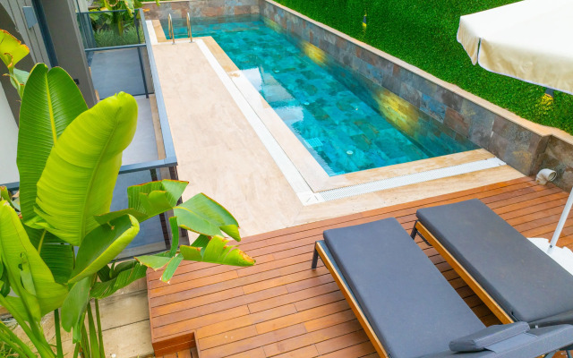 Апарт-отель Zeluxe Suite