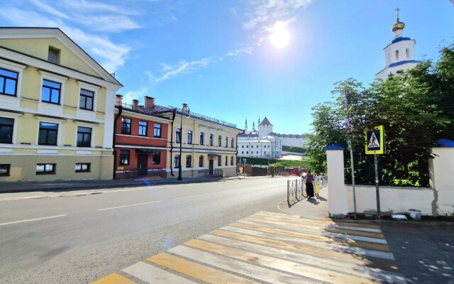 Квартира Просторная двухуровневая студия у подножия Казанского Кремля