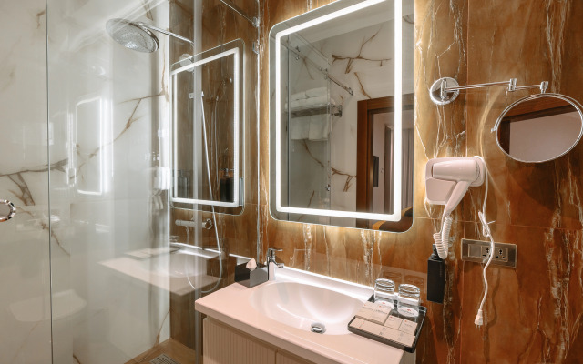 Azimut Hotel Tashkent