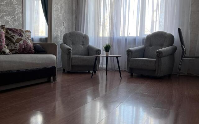 Квартира на Ленинградской 20