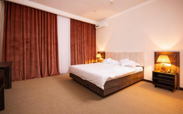 Grand Fergana Hotel