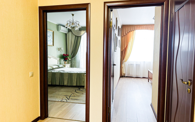 Апартаменты Видовая квартира рядом с метро