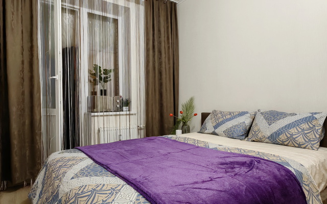 Yevro Dvushka Stilnye Zveri Flat
