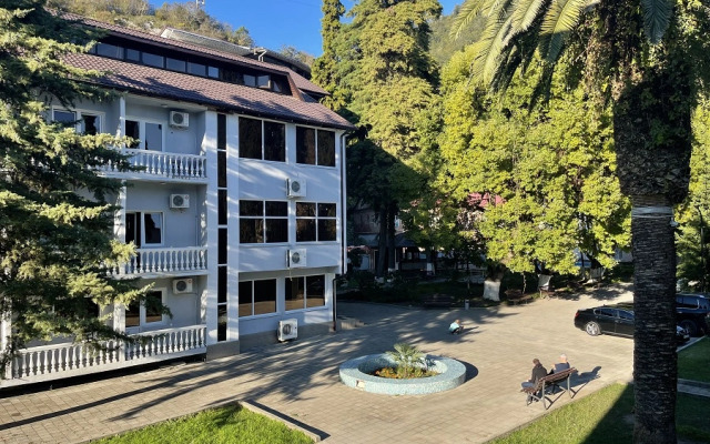 Vodopad Hotel