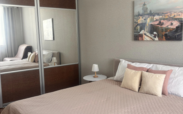 Dvuhkomnatnaya V Tsentre Goroda s razmesheniem do 7 goetei Flat