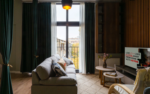 KeyGo #0106, 1 Bedroom, Near Vernissage Apartments