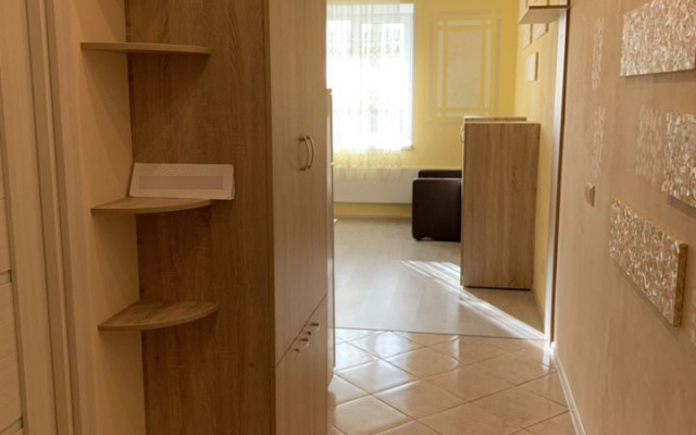Na Ulitse Dmitriya Mikhaylova 6 Flat