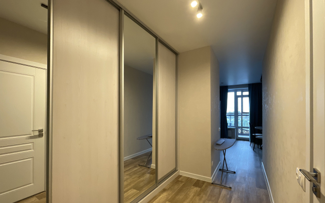 S Dizaynerskim Remontom Studio Flat