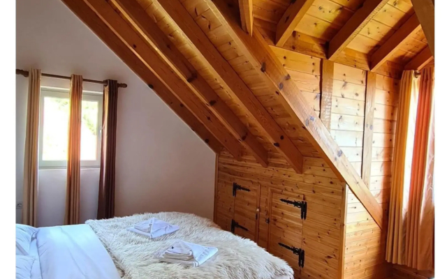 Отель Safora E Shpatit