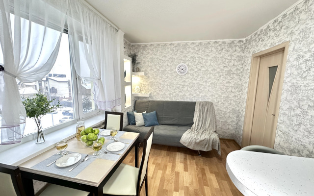 Odnokomnatnaya Dlya Komandirovki I Semeynogo Otdykha S Bolshoy Kukhney Flat
