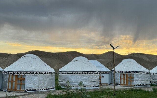 As A Nomad Naryn Glemping