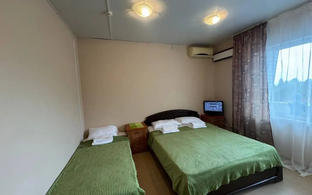 Uyutnaya Studiya Na Beregu Morya Flat