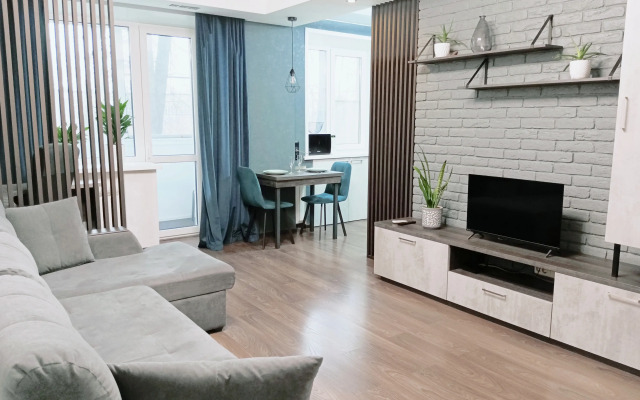 Prostornaya dvukhkomnatnaya dlya semyi Flat