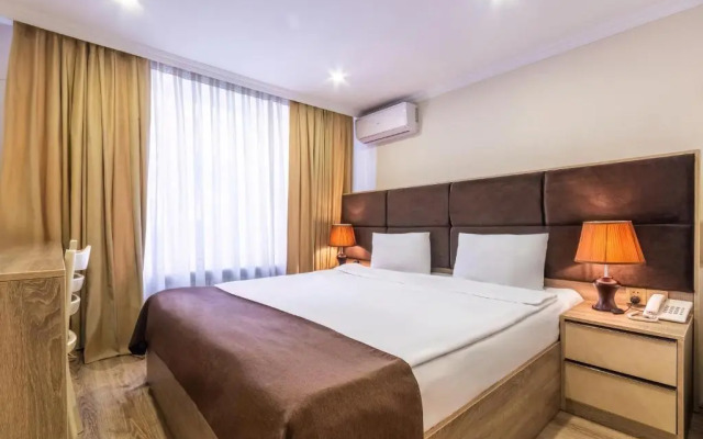 Deluxe Baku Hotel