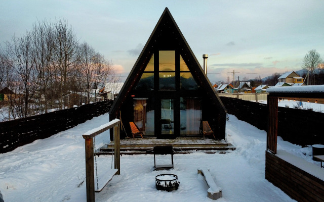 Chilla Villa Black Guest House 1