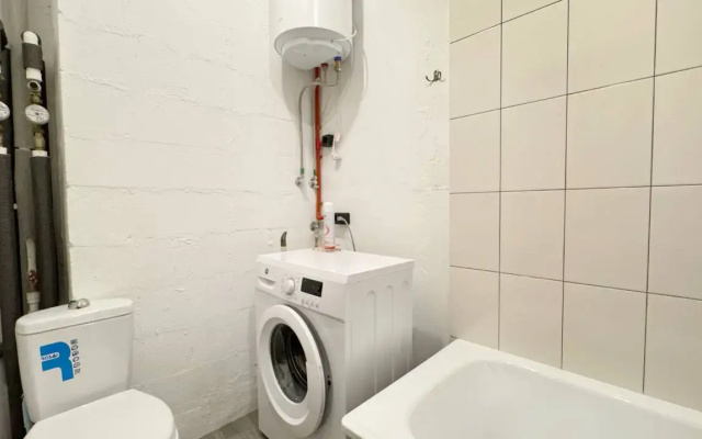 Kvartira 2-h komnatnaa Kvartira v Stile LOFT s panoramnoj lodziej