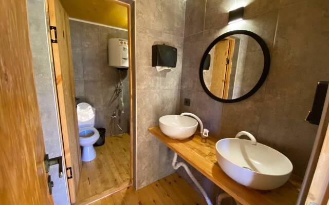 Peak Lodge Living Quarters