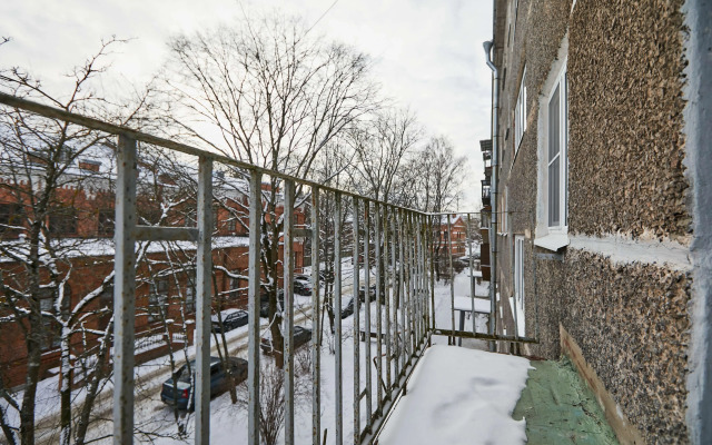 Na Suvorovskoy 3k4 Flat