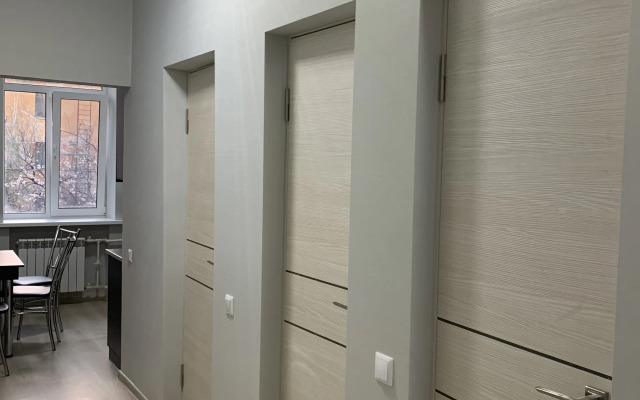 Trekhkomnatnyi Tsentr Apartments