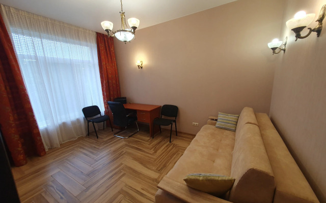 Na Bardina-Hutorskoj 93 Private house