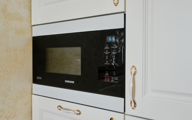 Svetlaya Kvartira Na Gaydara Flat