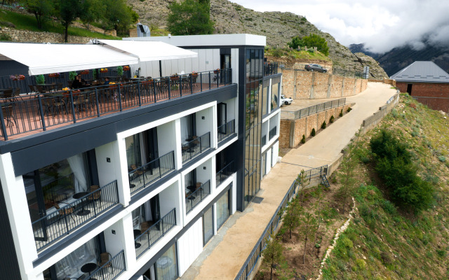Sanda Hotel