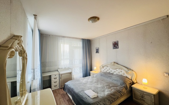 White Flat
