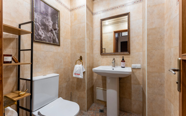 KeyGo #0159, 1 Bedroom, Balcony ,City Center Apartments