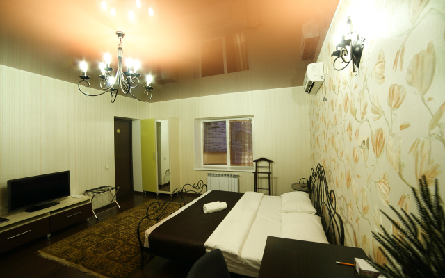 CHELNY INN Hotel