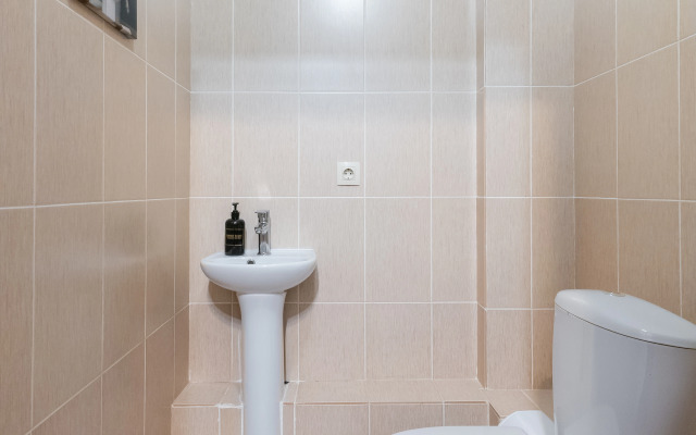 Odnokomnatnye Vozle Expo - 21 Apartments