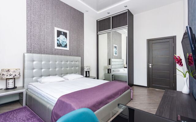 Minsklux Na Prospekte Nezavisimosti 16 Apartments