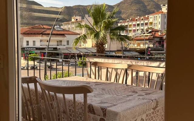 Bolshaya ryadom s Morem Flat