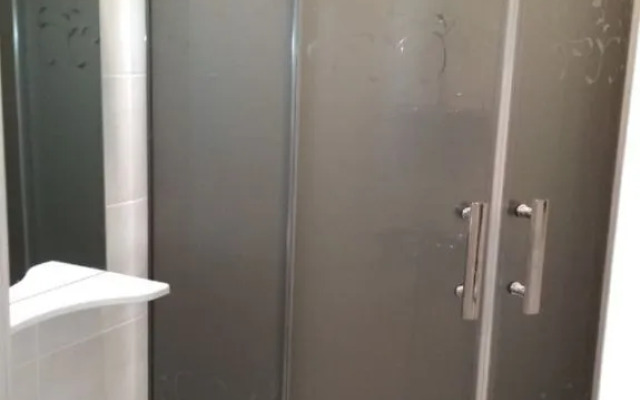 Lilovyje Na Solnechnoy Ulitse 17 Apartments