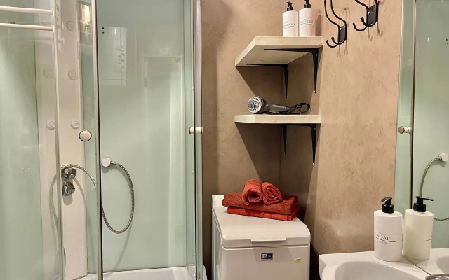 Квартира Просторная студия у театра Андрея Миронова