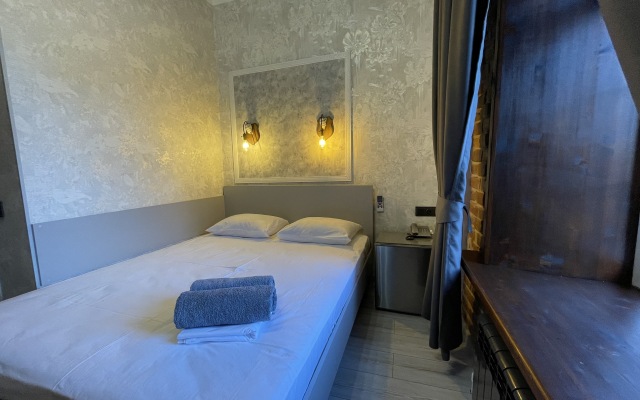 Resident Guest House