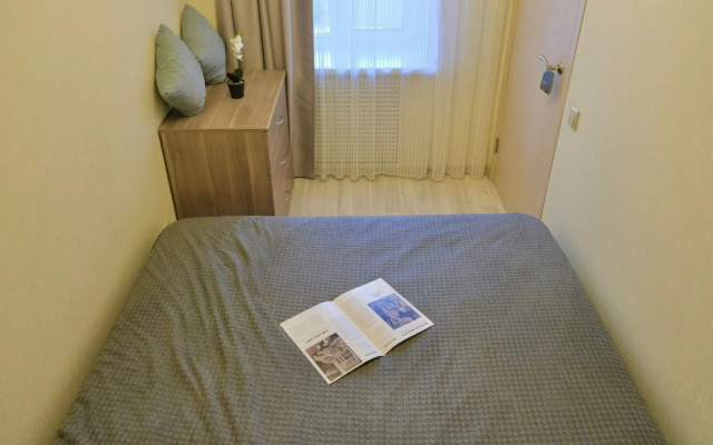 Na Ulitse Uritskogo Flat