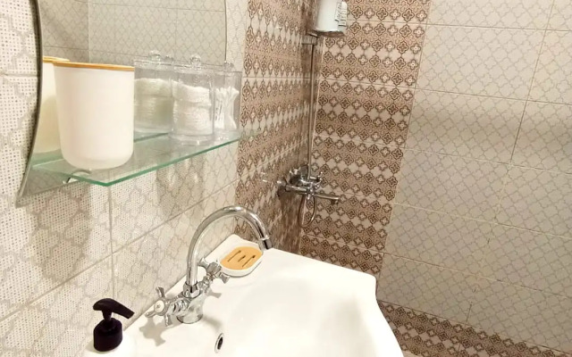 Квартира уютная с диваном Pogostim