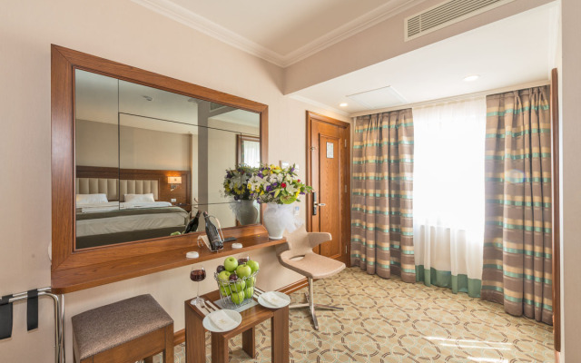 BEKDAS DELUXE & SPA Hotel